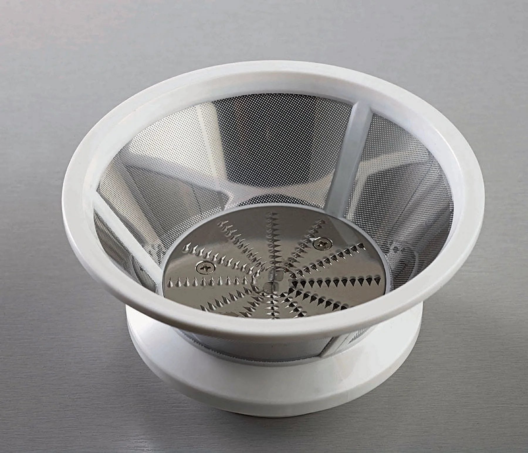 Brentwood 400 W 15 Oz 2-Speed Electric Juicer, Black