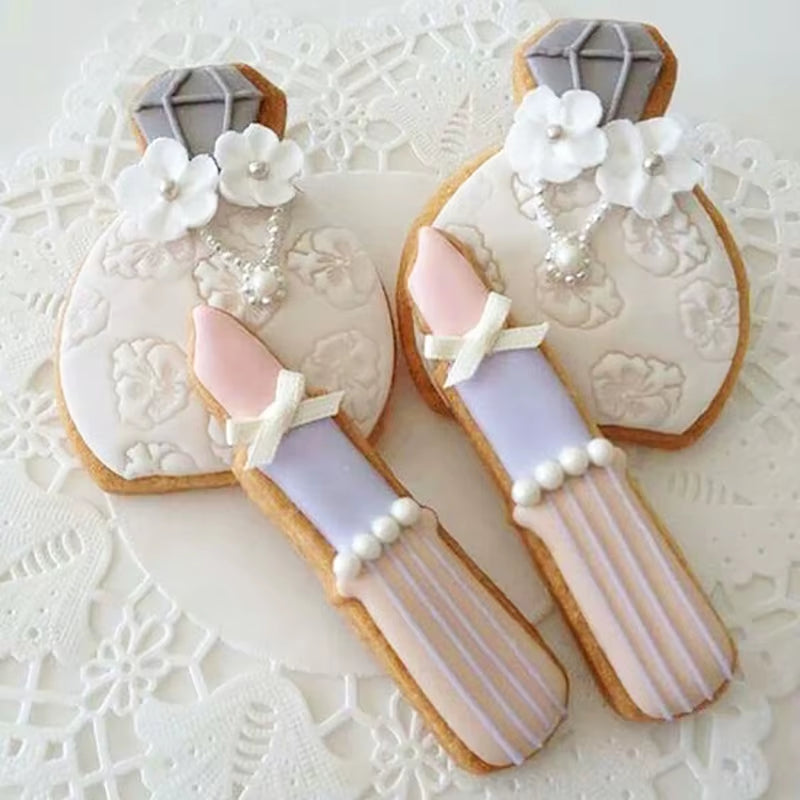Stainless Steel Makeup Tools Biscuit Mould Lipstick Perfume Shape Fondant Cake Mold 3D Pastry Cookie Cutters Cake Tools