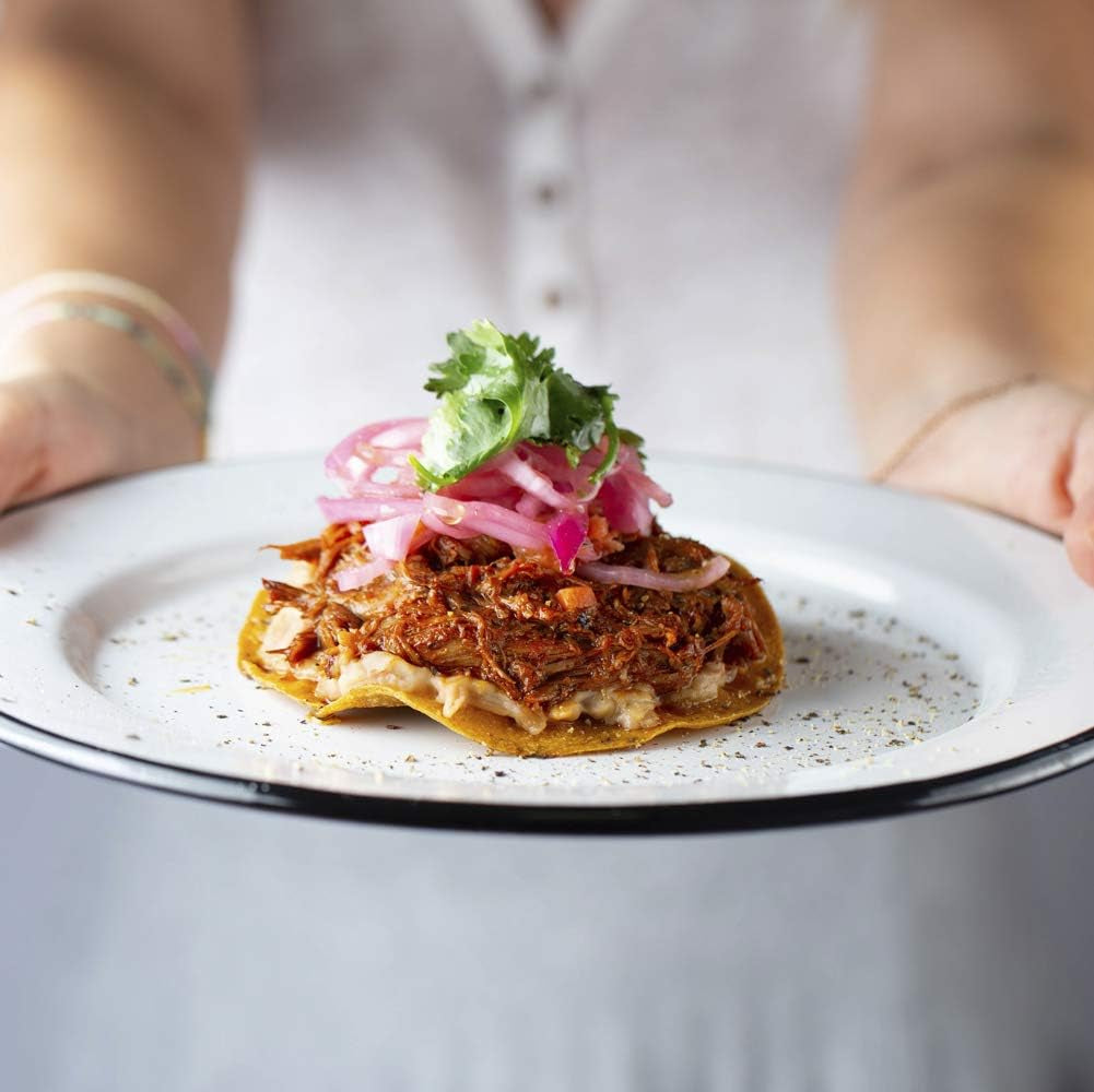 Cinsa 10-Inch Enameled Steel Dinner Plate Set, Indoor/Outdoor Use - Set of 6 Fire & Oven Safe Everyday Dinnerware, Lightweight & Ideal for Camping, Kitchen - Dishwasher Safe (Speckled White)